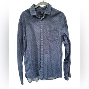 H&M Blue Casual Button Down Shirt with Classic Collar size Medium